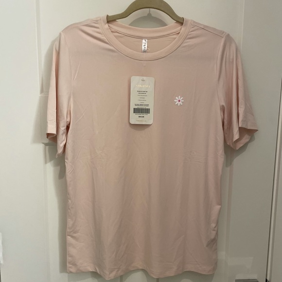 Fabletics Tee - Picture 2 of 6